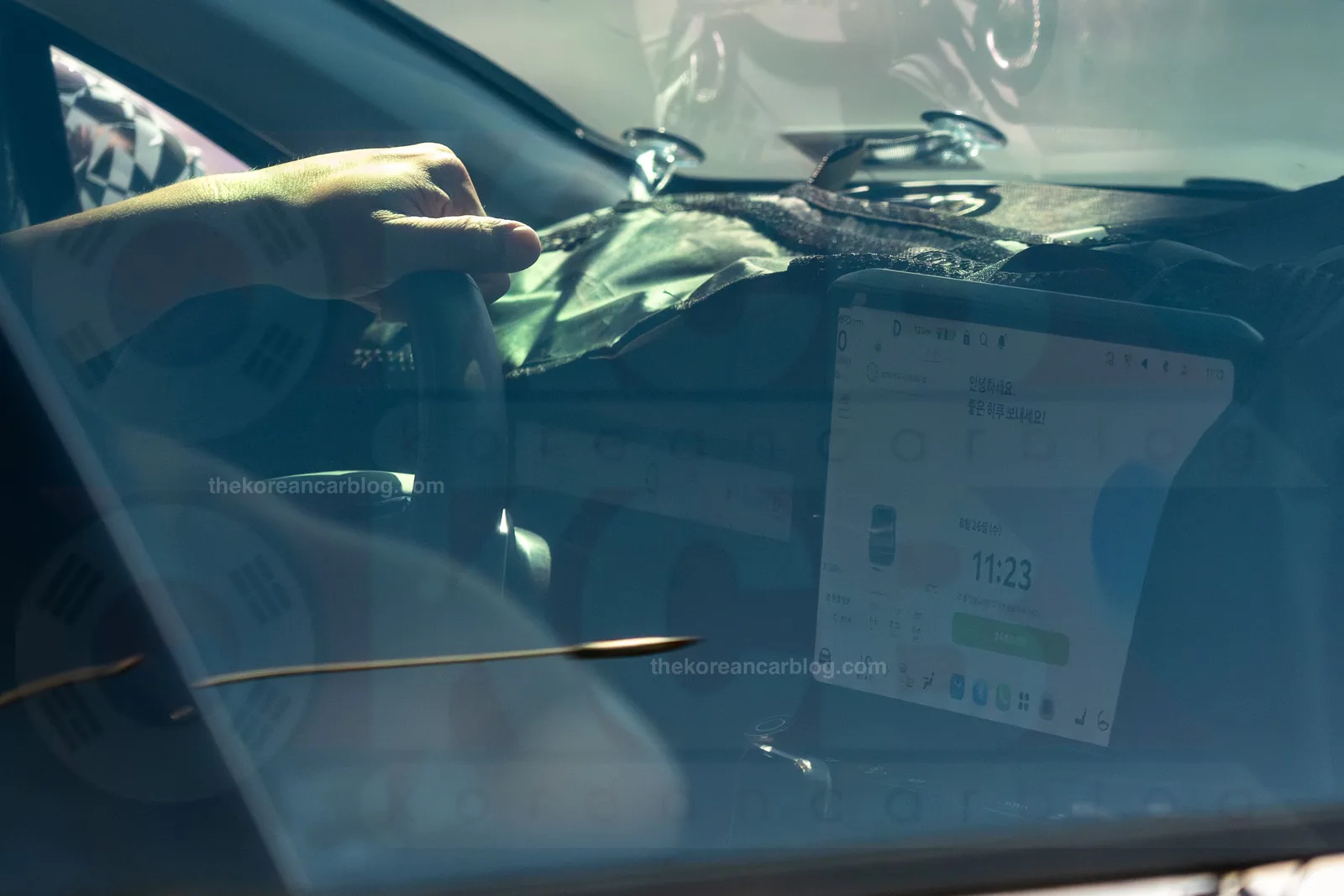 Exclusive: Kia's New Interior Layout with Pleos Connect Leaked on Updated K5