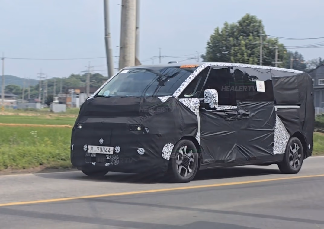 kia pv7