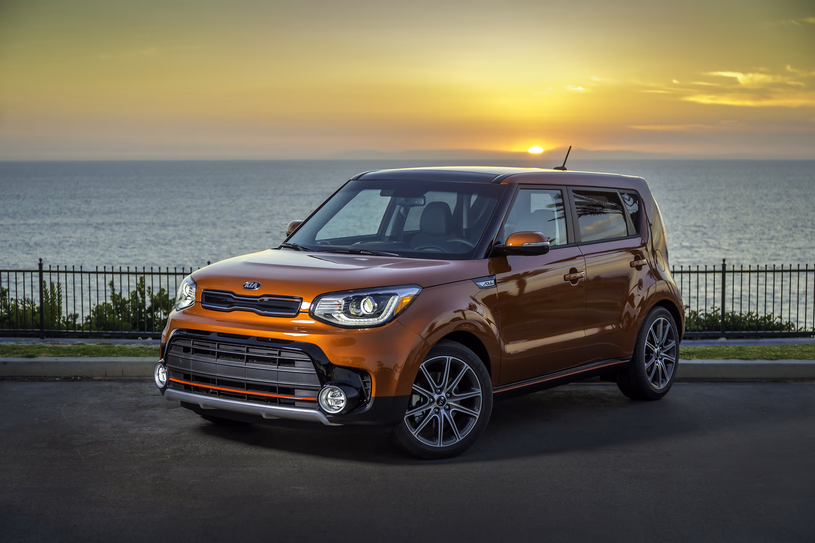 2017 Kia Soul Turbo Makes North American Debut at Los Angeles Auto Show