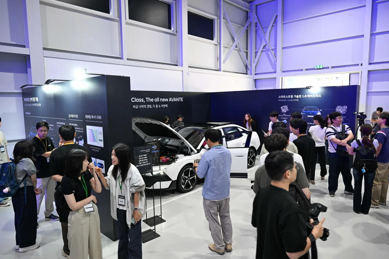 Hyundai Unveils 8th-Gen Avante Core Technologies at 'The All New AVANTE Tech Day'