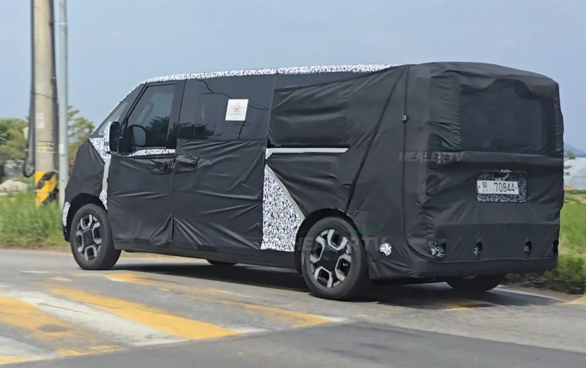 KIA PV7 Prototype Spotted in Detail in Korea