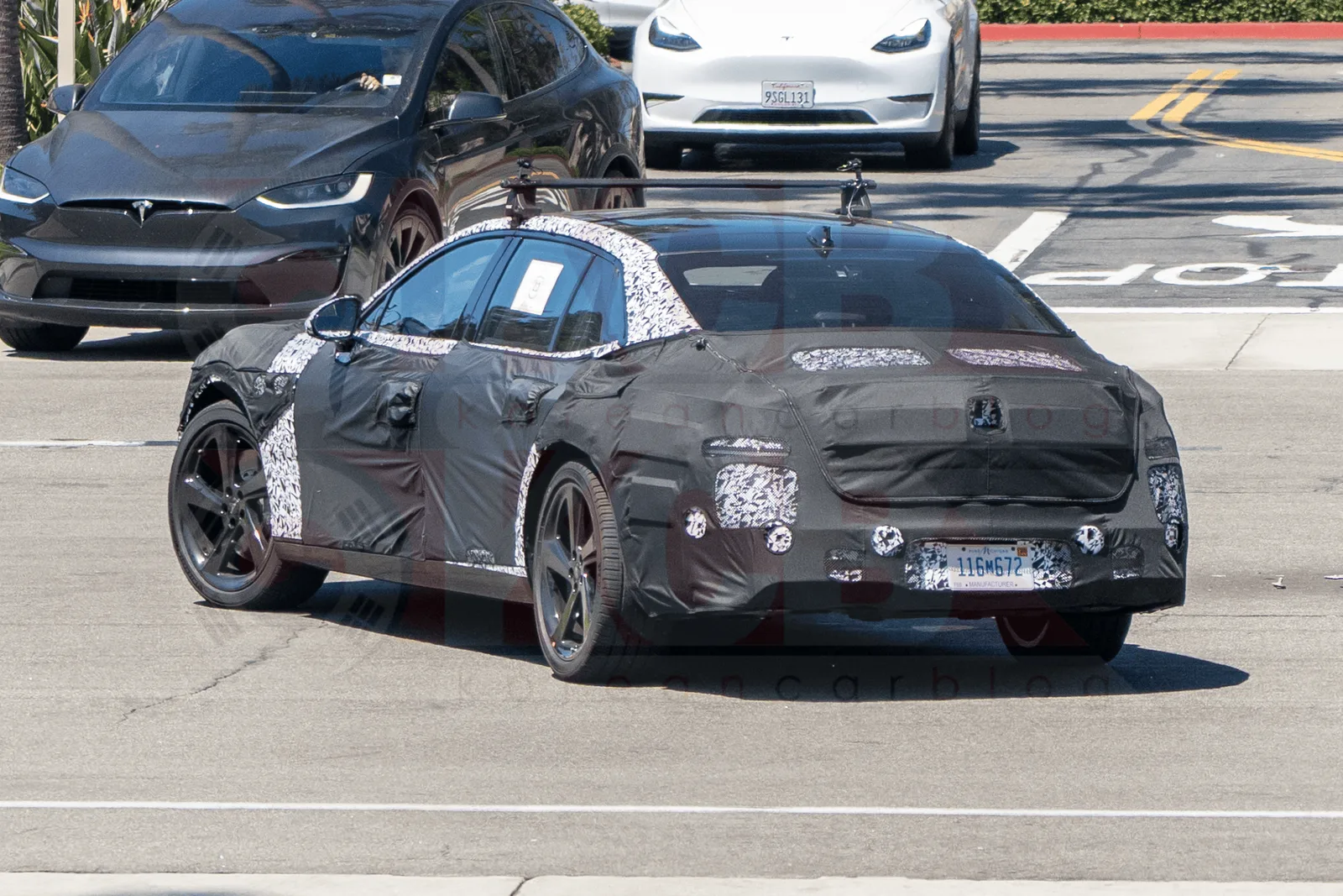 Exclusive Spy Photos: Genesis G90 Facelift Spotted Testing in California