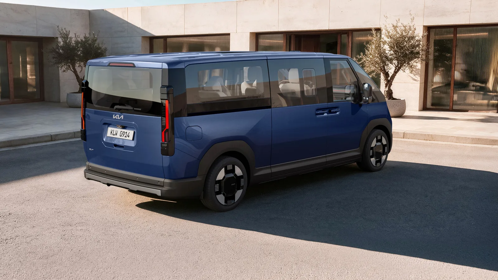 Kia Unveils All-Electric PV7 Van with 96kWh battery, up to 9 passengers and 460km range