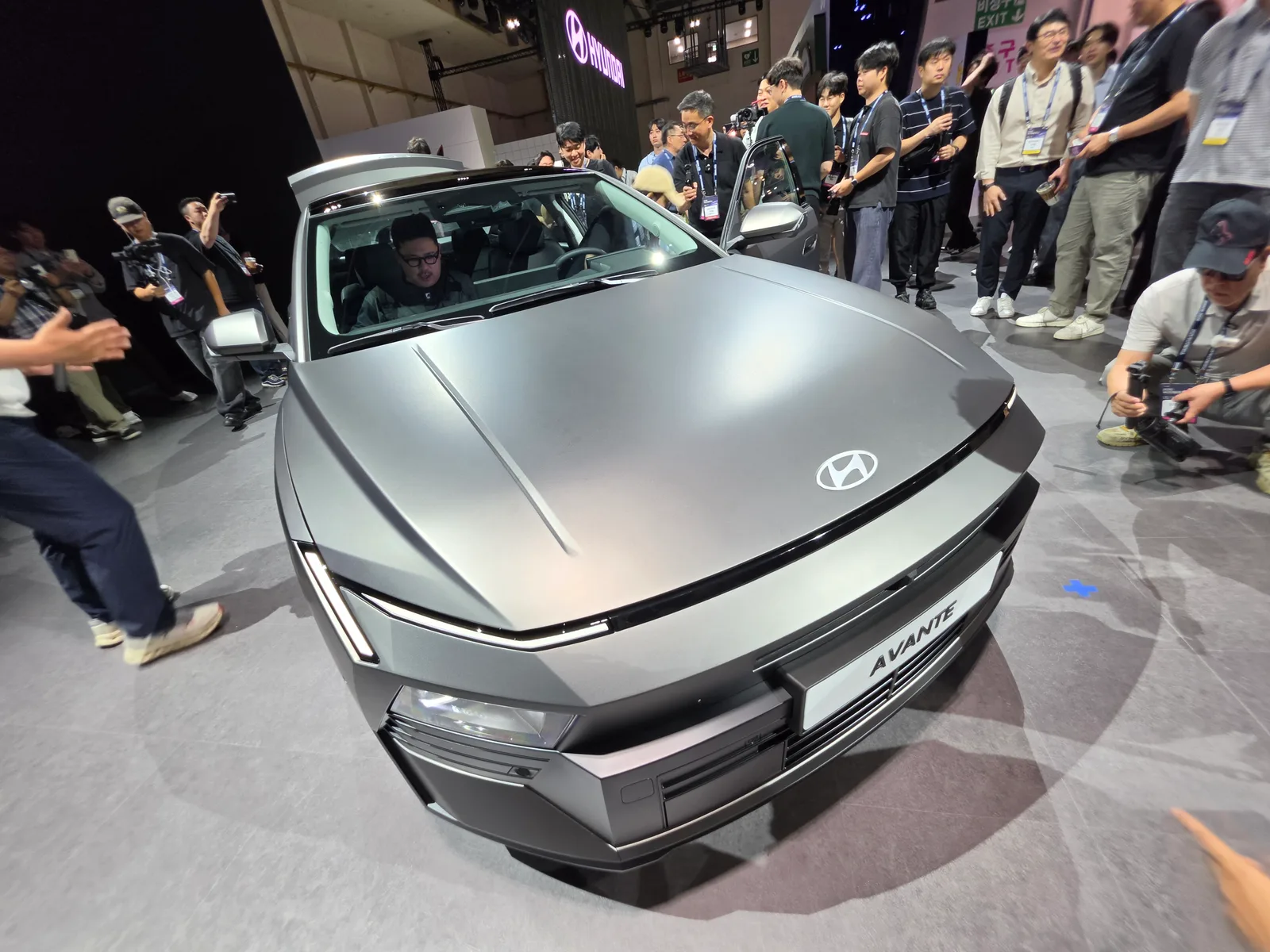 Live Gallery: 8th Generation Hyundai Avante