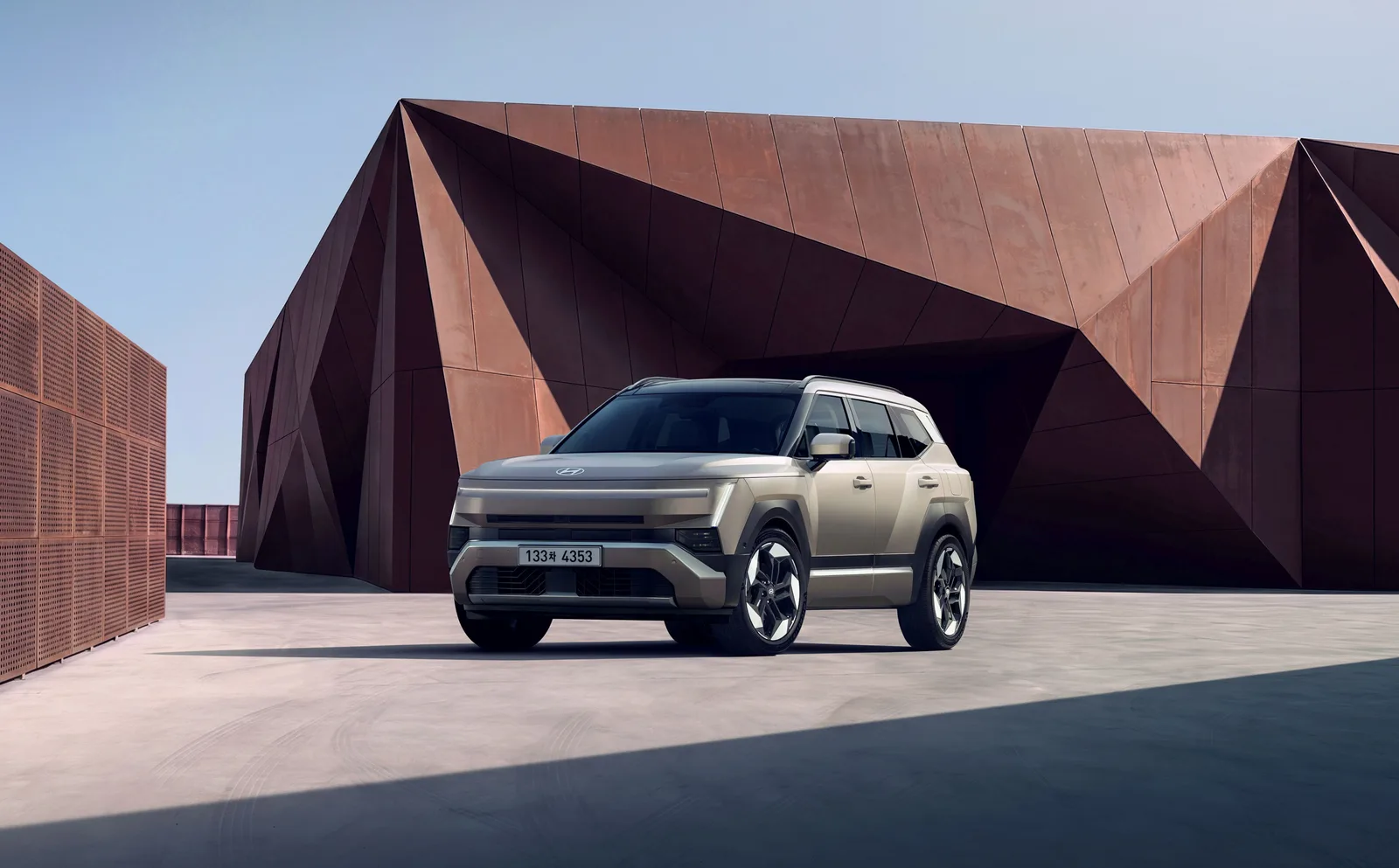 Hyundai Drops More Photos and Technical Specs of the Korean Spec All-New Tucson