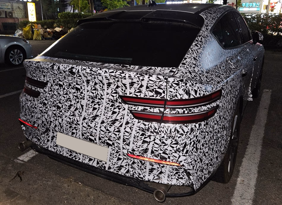 Genesis GV80 Coupe Hybrid