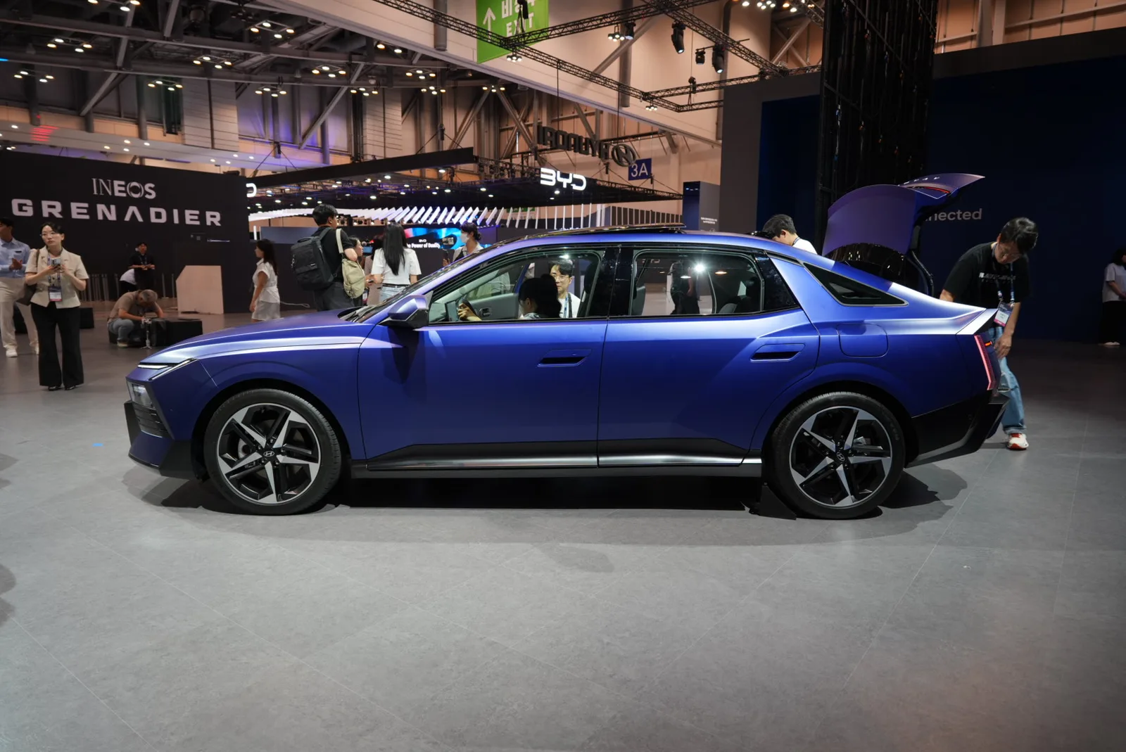 Live Gallery: 8th Generation Hyundai Avante