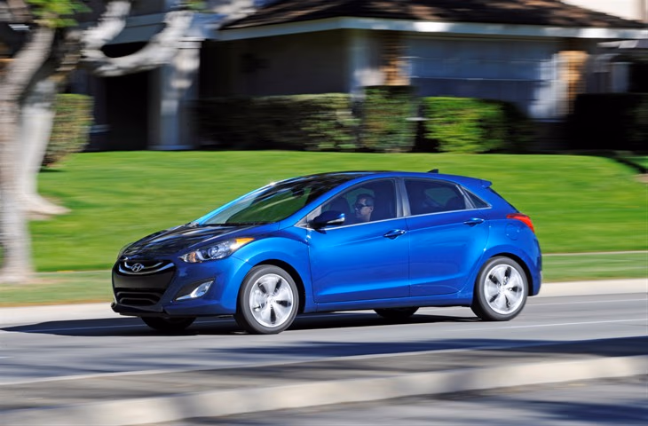 Hyundai Elantra GT Facelift Scheduled for Chicago