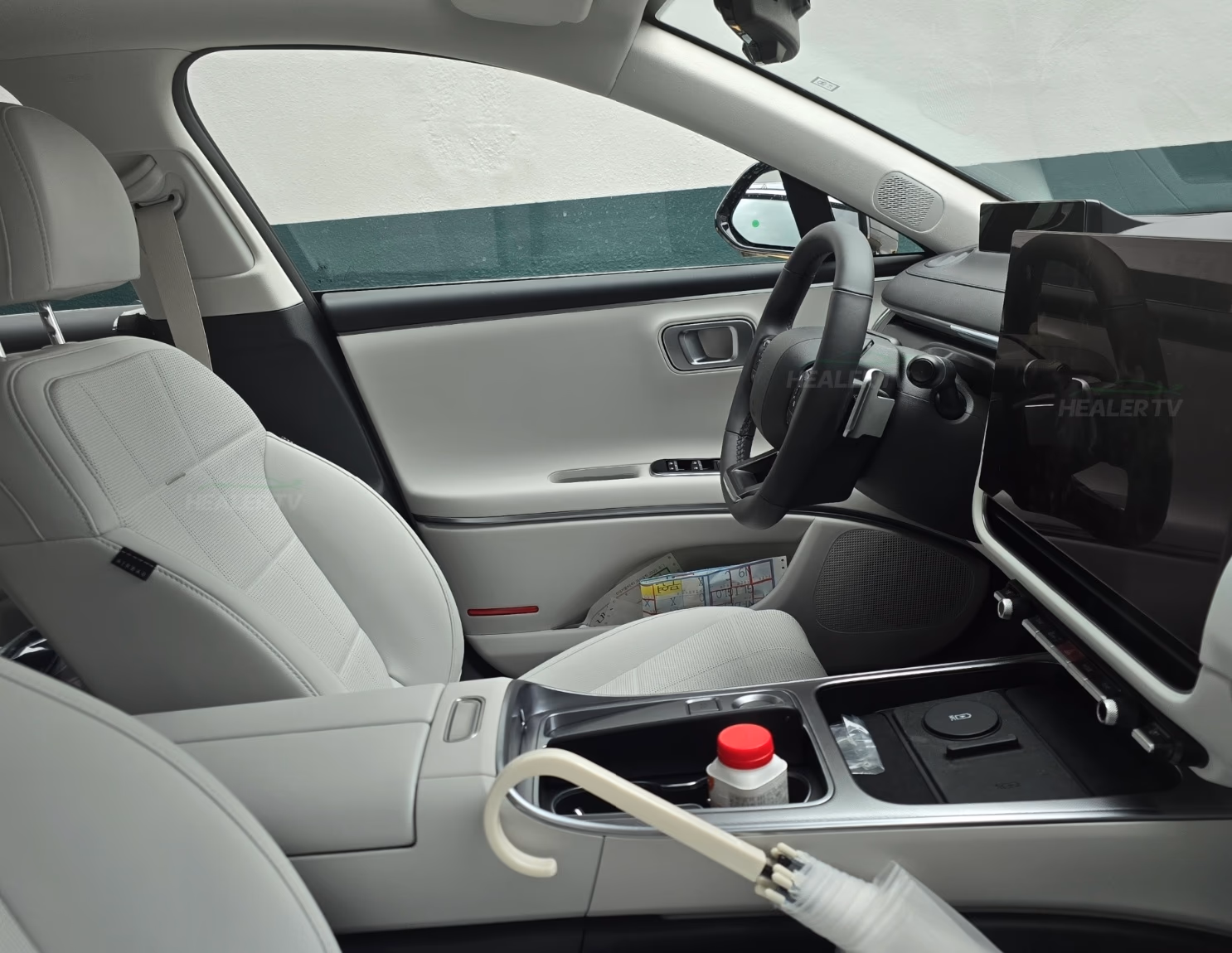 hyundai grandeur facelift interior spotted in detail 2