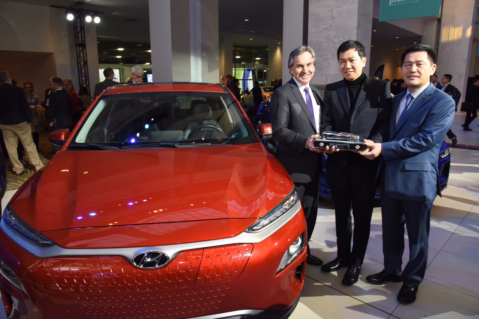 Large-35282-2019HyundaiKonaNamedNorthAmericanUtilityVehicleoftheYear