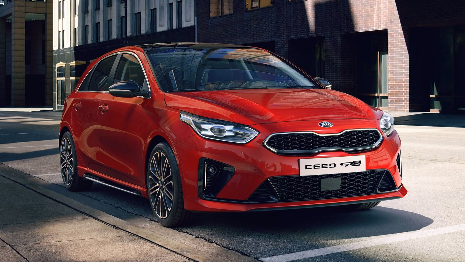 2019 kia ceed gt line paris motor show (1)