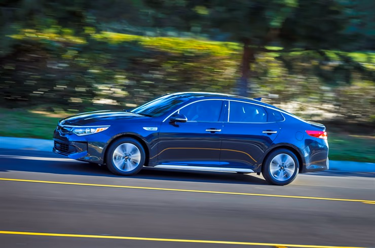 Kia Motors Unveils 2017 Optima Hybrid