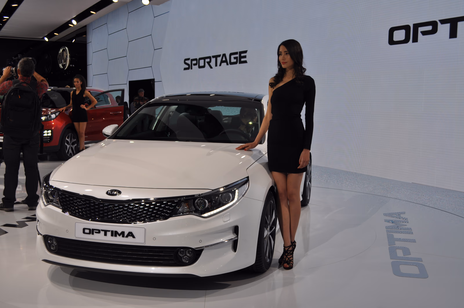 Kia Revealed the Optima Ahead Frankfurt (Update In Gallery)