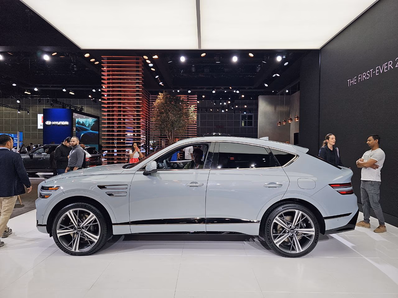 genesis gv80 gv80 coupe la autoshow1